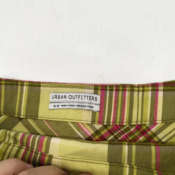 Urban outfitters green plaid pleated mini skirt - Picture 4 of 5